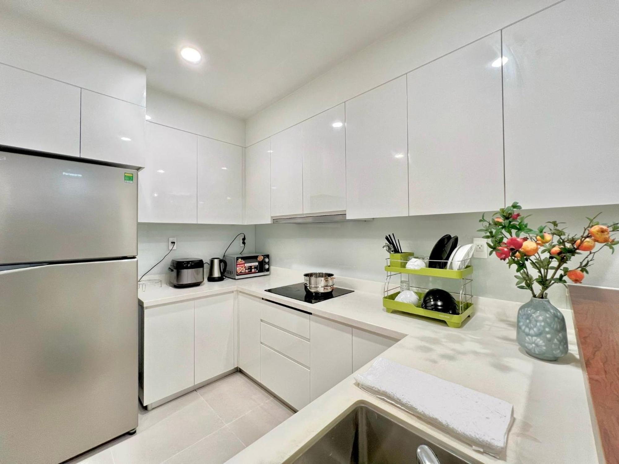 2 Bedrooms Sai Gon